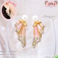 LB5650-ES ต่างหูทรงปีกนกแท่งสีชมพูใส